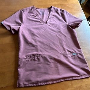 Figs Mauve Casma three pocket scrub top medium